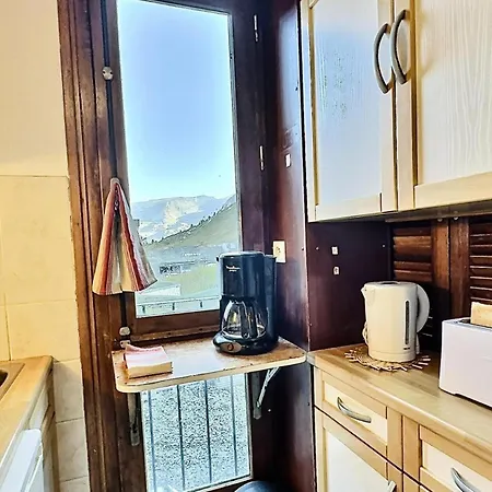Grand Tichot B - 2 Pieces 5 Personnes A Proche Des Pistes Et Des Commerces Dans Le Quartier Du Val Claret. Situe Mae-2055 Apartment *