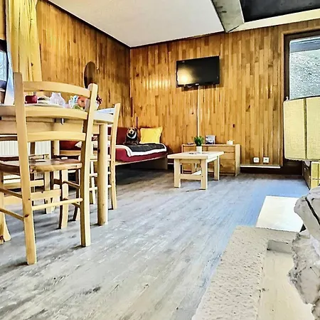 Grand Tichot B - 2 Pieces 5 Personnes A Proche Des Pistes Et Des Commerces Dans Le Quartier Du Val Claret. Situe Mae-2055 Apartment